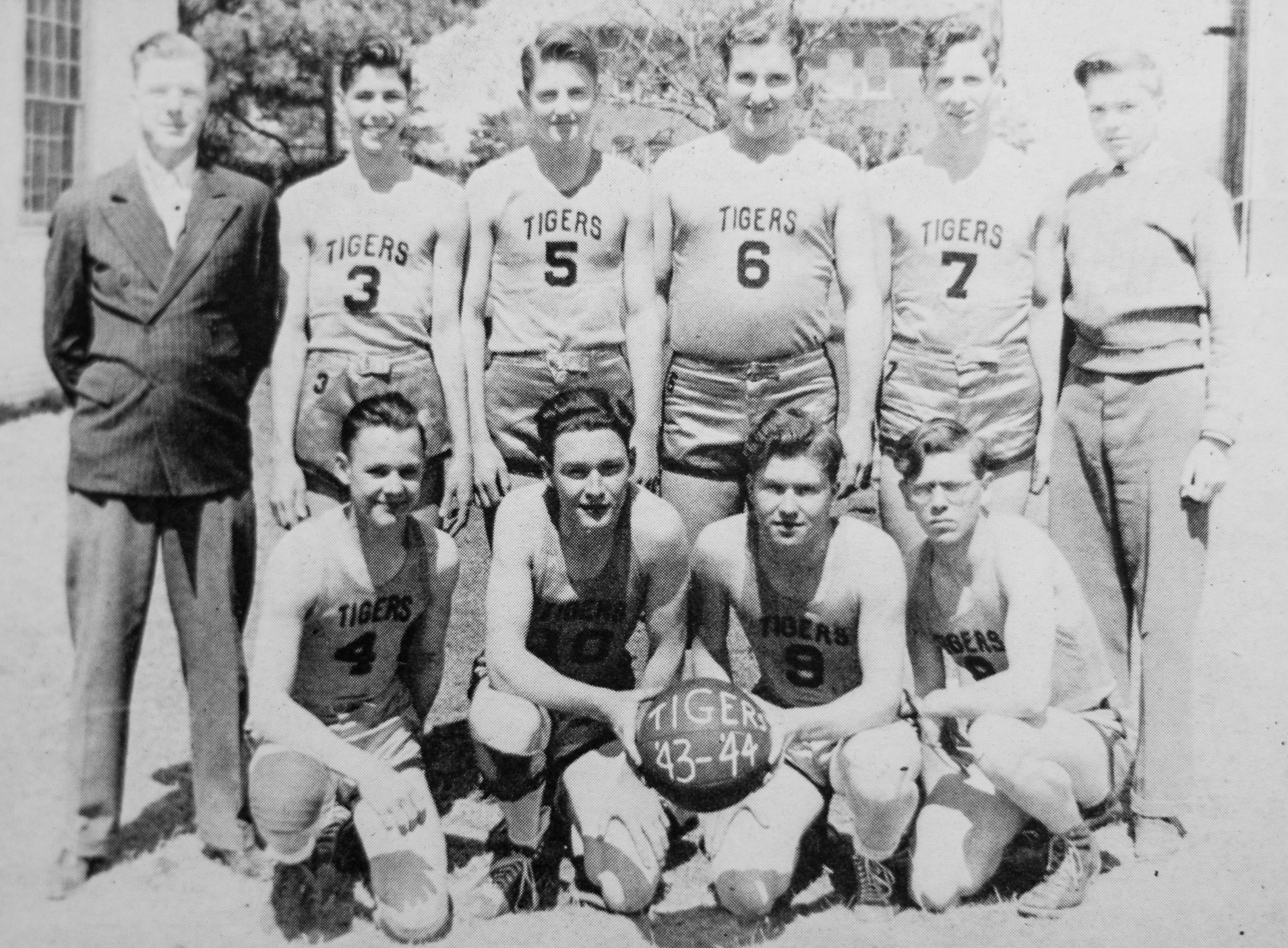 1944 Basketball Team
